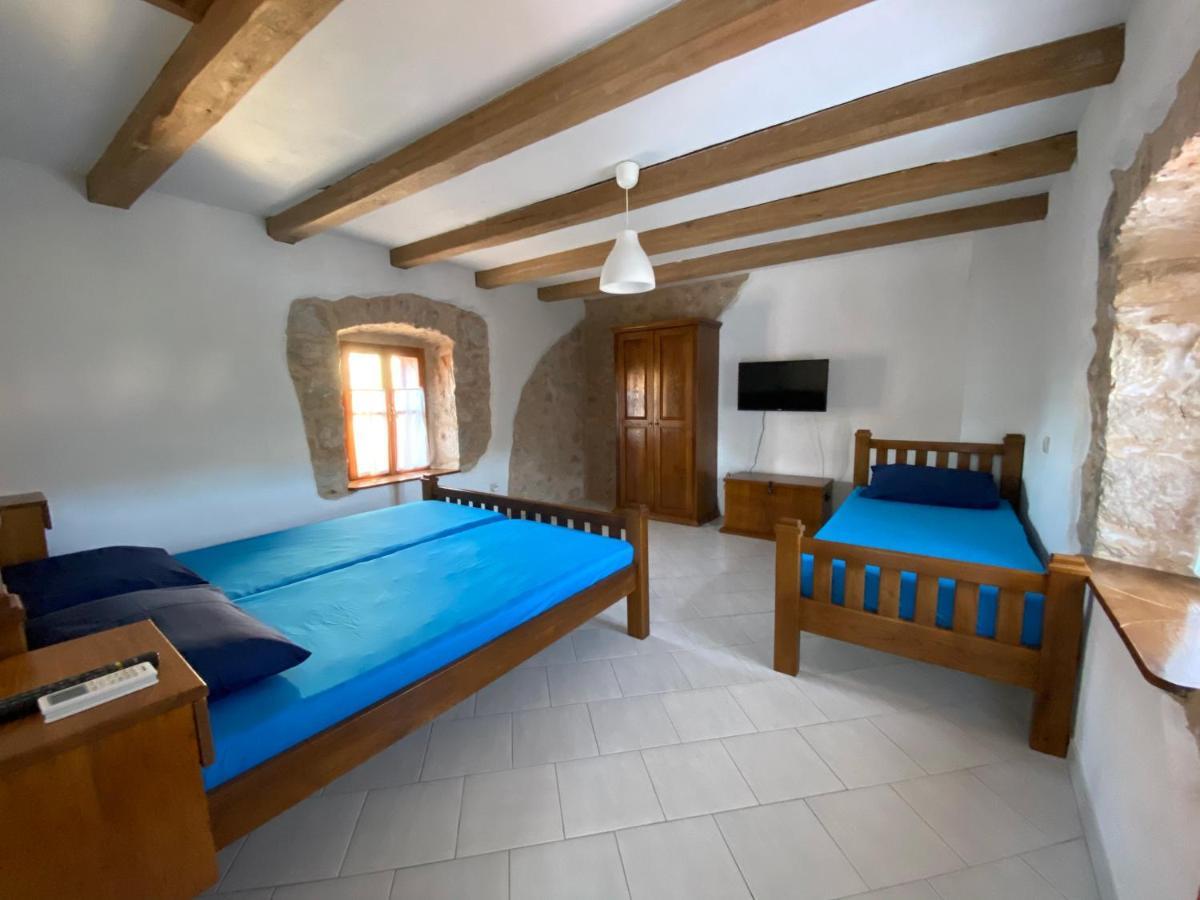 Holiday Home Hauser Vrbanj Екстериор снимка
