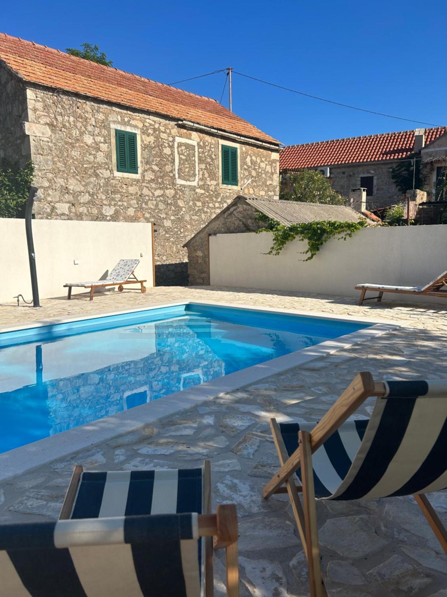 Holiday Home Hauser Vrbanj Екстериор снимка